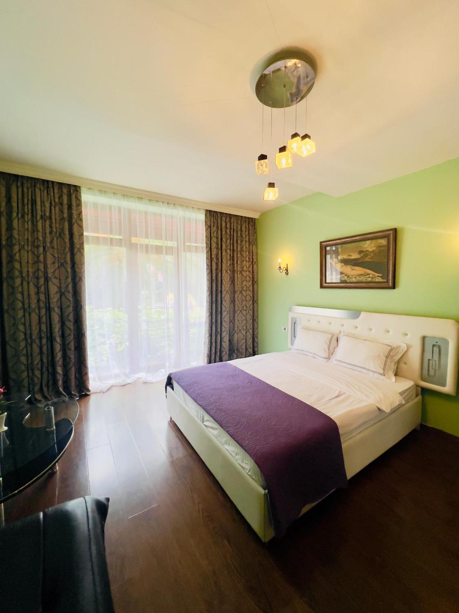 Apartment Maisi Batumi Luaran gambar