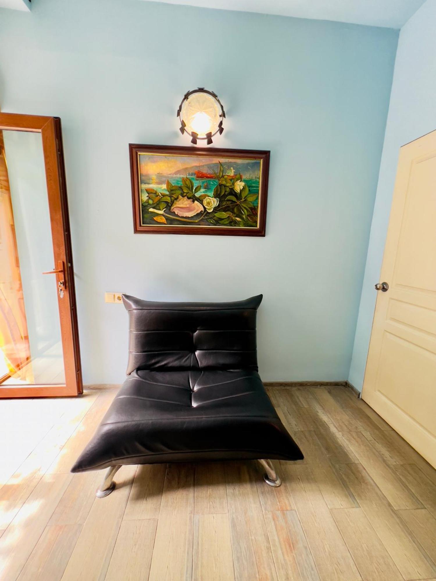 Apartment Maisi Batumi Luaran gambar