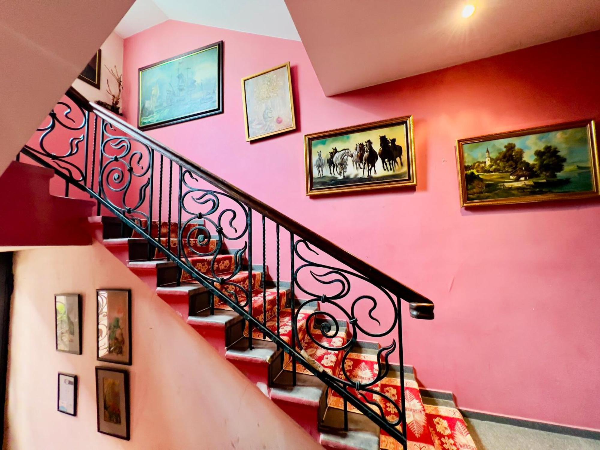 Apartment Maisi Batumi Luaran gambar