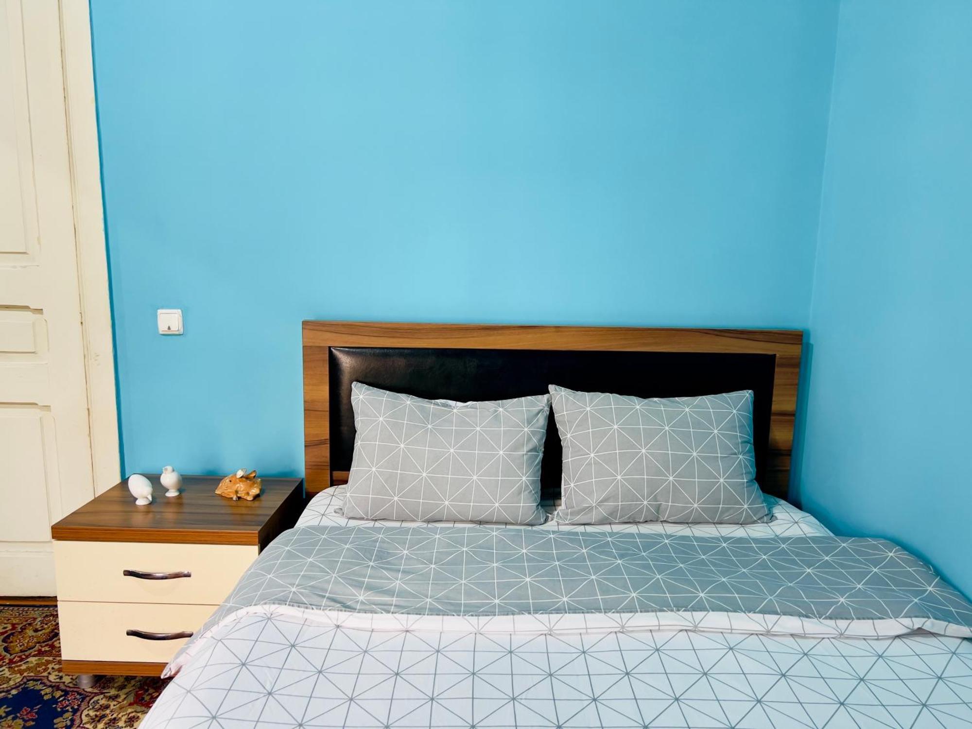 Apartment Maisi Batumi Luaran gambar