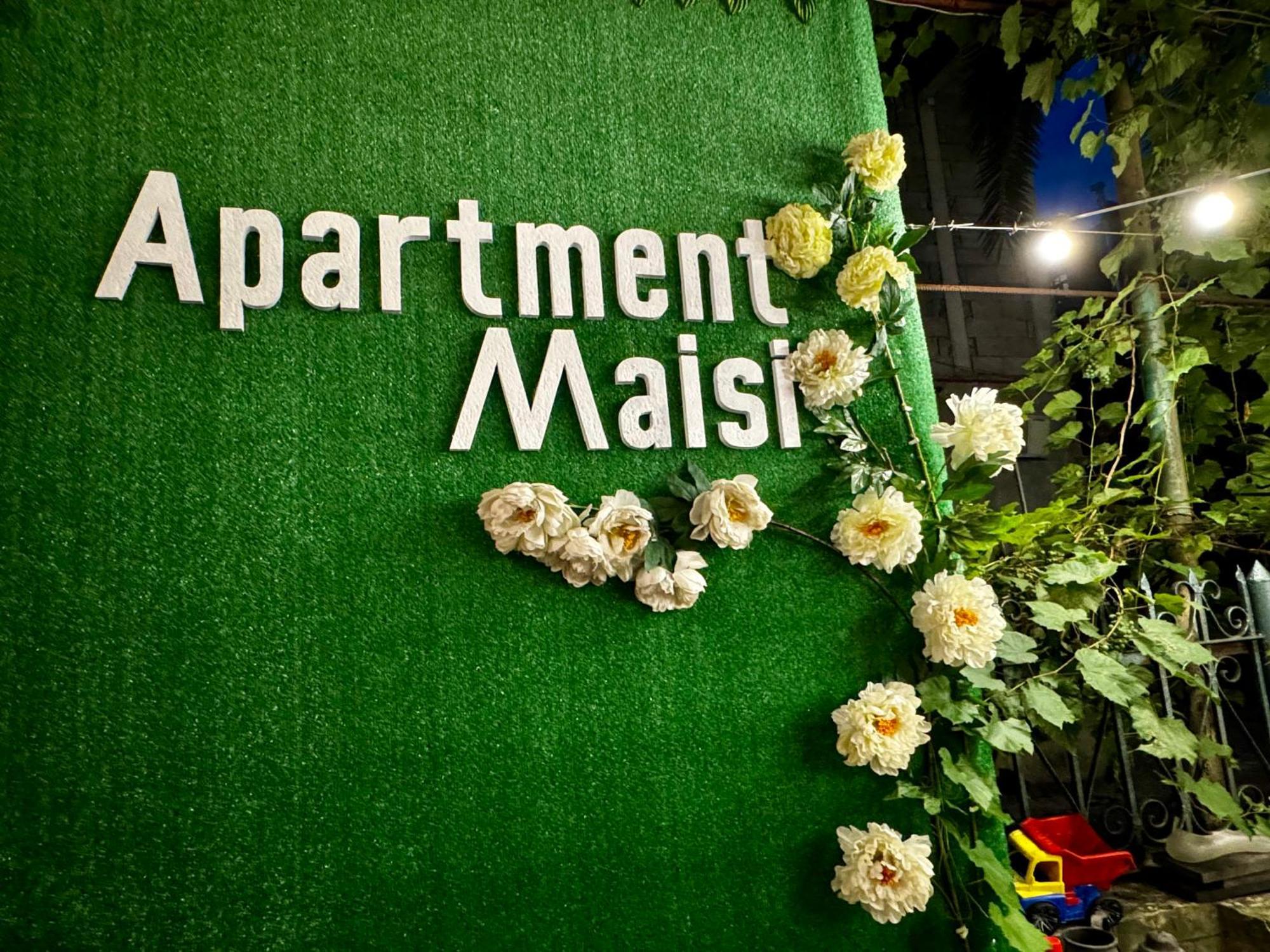 Apartment Maisi Batumi Luaran gambar